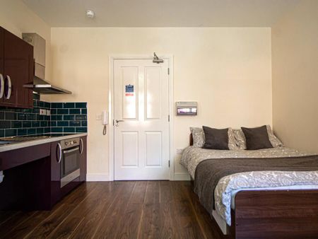 Studio to rent - Photo 3