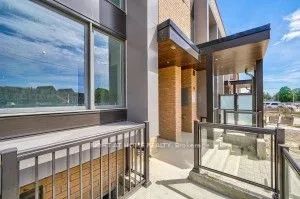 Condo Townhouse For Lease | C8459986 - Photo 1