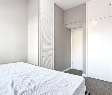 1 bedroom property to rent - Photo 6