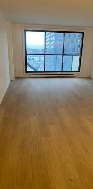 2 CH - 2 SDB - Longueuil - $1,850 /mo - Photo 1