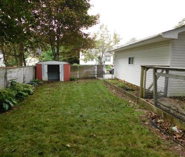 FOR RENT – 2 Graham Street, Dartmouth, Nova Scotia - Photo 5