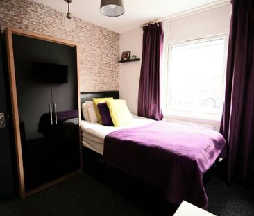 5 bedroom terraced house to rent - Photo 2