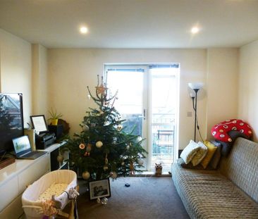 John Thornycroft Road, Southampton - Photo 4