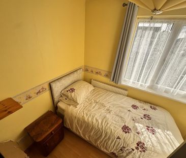 4 bedroom detached house to rent - Photo 5