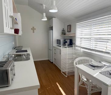 Healthcare Haven!! Private One-Bedroom Unit with All-Inclusive Comf... - Photo 4