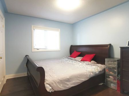 For Lease - 115 Herefordshire Crescent, East Gwillimbury, Ontario - Photo 3