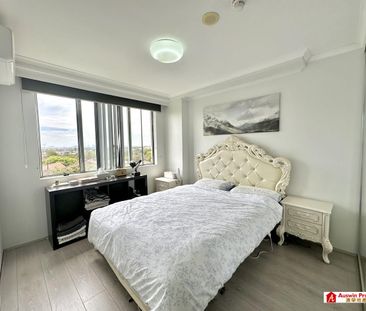 Newly Renovated, North Facing & Spacious Apartment in Prime Locatio... - Photo 6