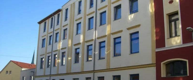 Großzügige 4 Zimmer-Wohnung mit Südbalkon und Stellplatz in der Paulsstadt zu mieten! - Foto 1