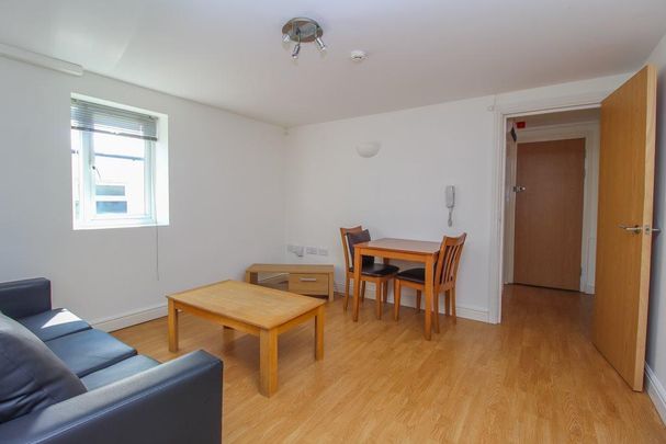 1 bedroom flat to rent - Photo 1
