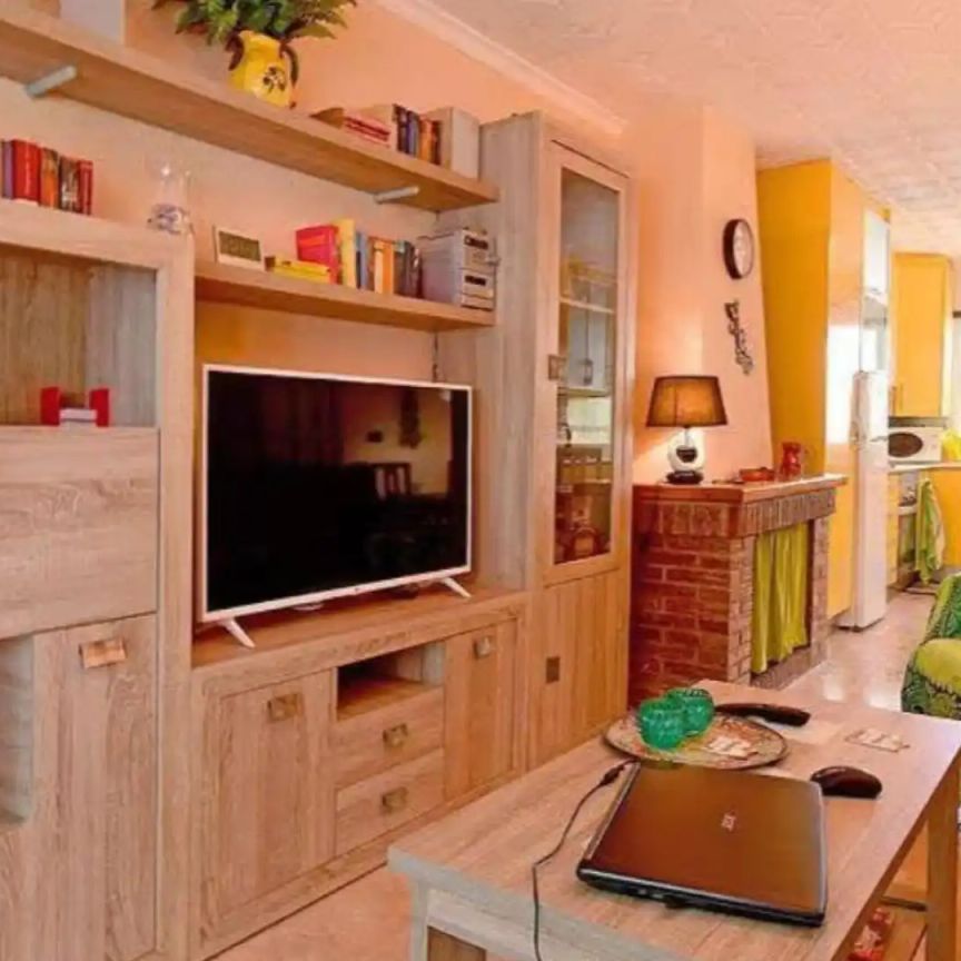 Casa adosada de alquiler en C Los Pinos, 12, Los Urrutias - Foto 1