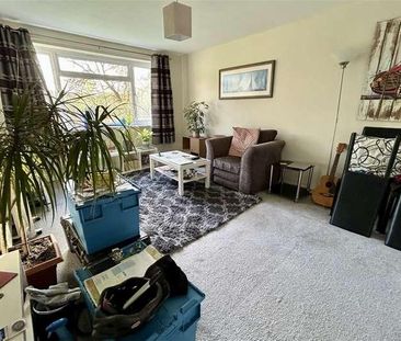 Southampton, SO45 - Photo 2