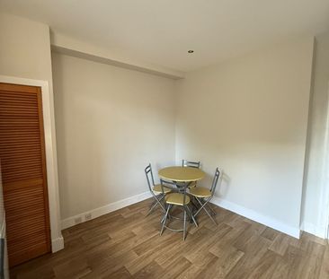 1 Bed Flat, Menzies Road, AB11 - Photo 4