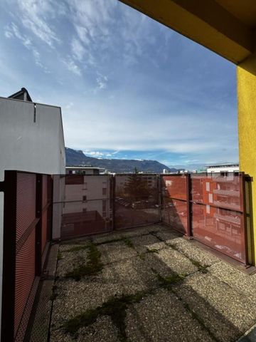 881-1-8-T2 - Photo 2