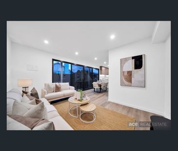 Modern Executive Townhouse in Prime Laverton Location - Photo 2