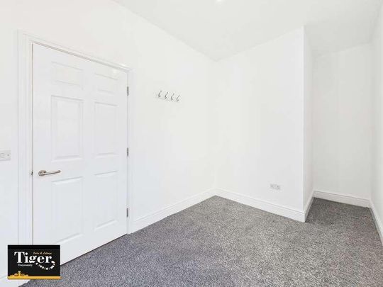 Central Drive, Blackpool, FY1 - Photo 1