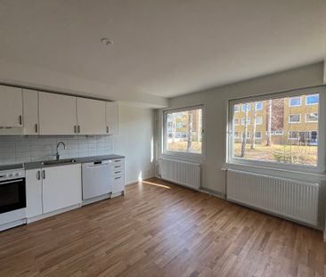Dunderbacksvägen, Finspång - Foto 1