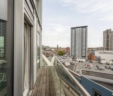 2 bedroom flat to rent - Photo 1