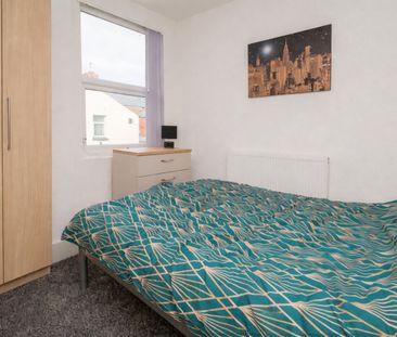 Room in a Shared House, Bedford Road, L20 - Photo 6