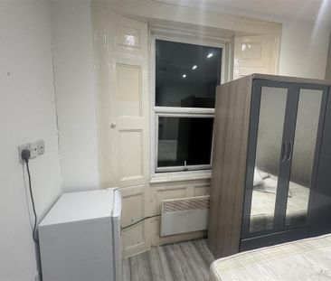 House to rent - Photo 6