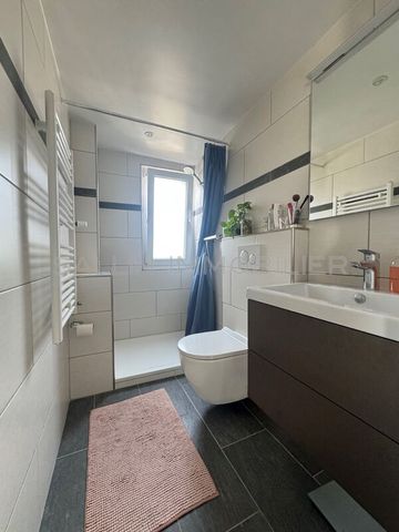 Appartement de 2½ pces dans les combles avec place de parc extérieure - Photo 4