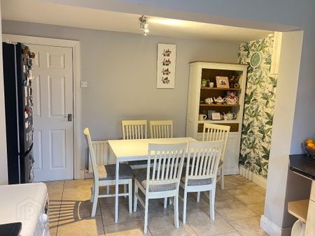 19 Cloughreagh Park, Bessbrook, Newry, BT35 7EH - Photo 2