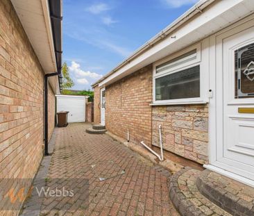 3 bedroom detached bungalow to rent - Photo 4