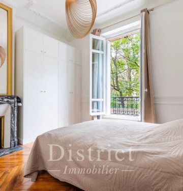 Appartement • Saint Philippe du Roule - Photo 5