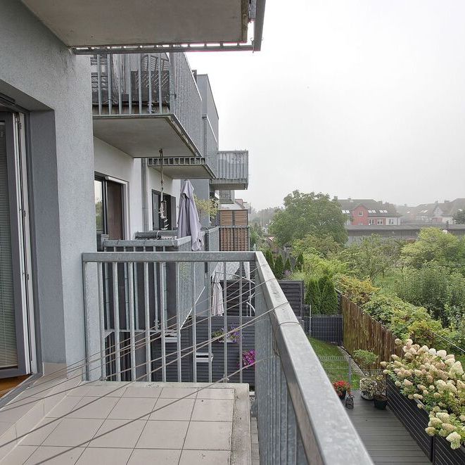 Mieszkanie 2 -pokojowe z balkonem i parkingiem (435665) - Photo 1