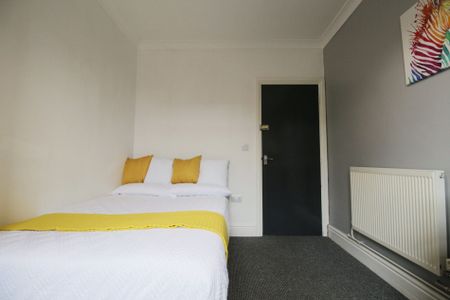 Student Accommodation, 56 Foster Street, Sincil Bank, Lincoln, Lincolnshire, LN5 7QF - Photo 3