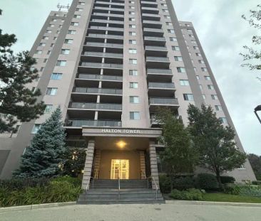 1210 - 975 WARWICK COURT — 1 Bedroom - Photo 1