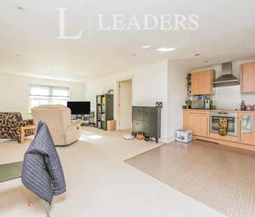 2 bedroom maisonette to rent Rouse Way, Colchester, CO1 - Photo 1