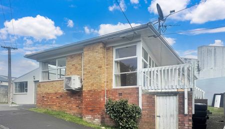 2/17 View Rd - 3 Bedrooms - $530pw - Photo 3