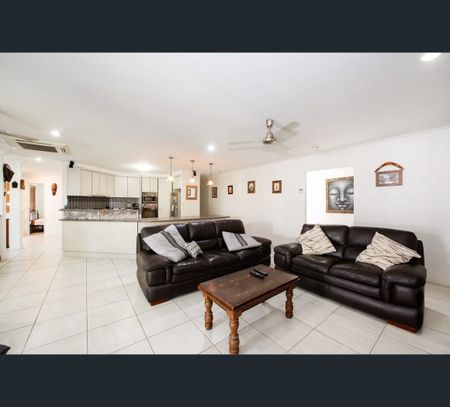 37 Canecutters Drive, Ooralea, Qld 4740 - Photo 2