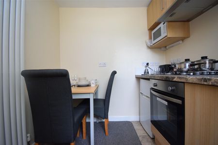 Addingford Lane, Horbury - Photo 4