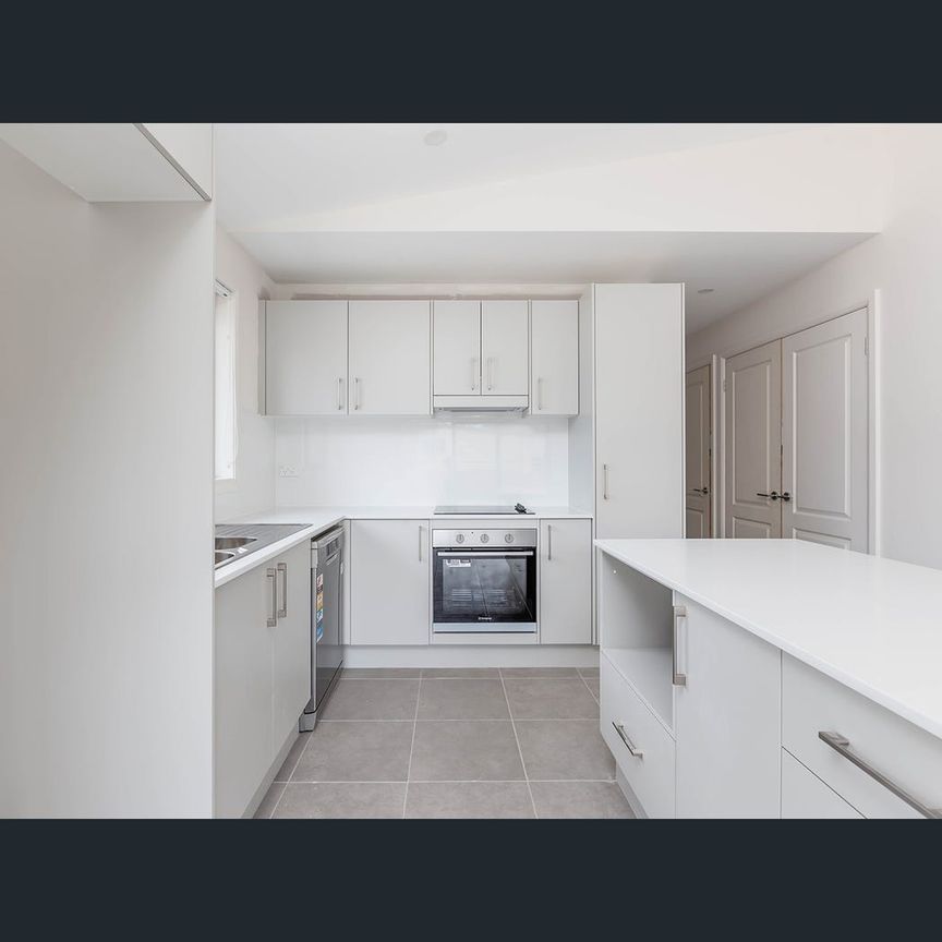 2/1B Oxford Street, Greta, NSW 2334 - Photo 1