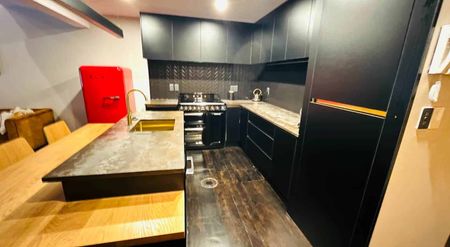 Great one bedroom loft - Photo 4