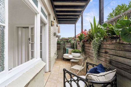 1/8 Hastings Parade, North Bondi, NSW 2026 - Photo 3
