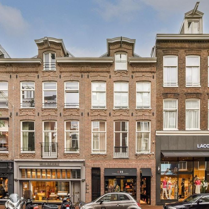 Pieter Cornelisz. Hooftstraat 44-3, P.C. Hooftbuurt, 1071BZ, Amsterdam - Photo 1
