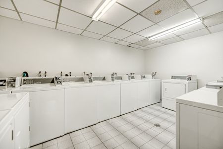 IMMEUBLE PROFESSIONEL - PLATEAU / CENTRE-VILLE/ PARC DU MONT-ROYAL - Photo 5