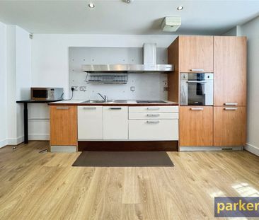 Tanfields, Vachel Road, Reading, RG1 - Photo 5