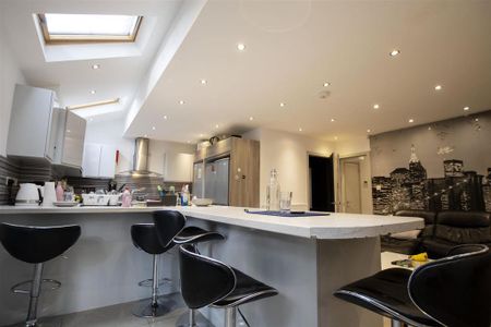 8 bedroom house to rent - Photo 3