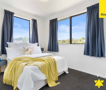 206 Solar Road, Glen Eden - Photo 1