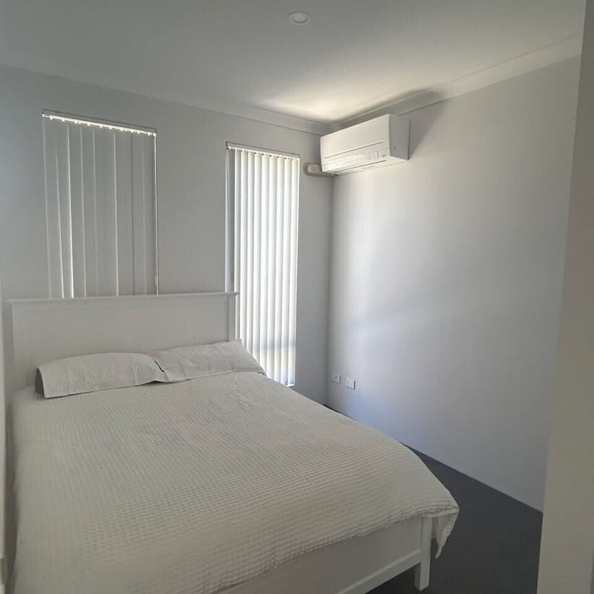 Currambine - Photo 1