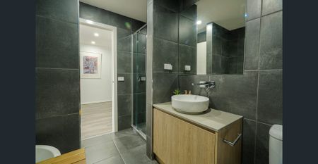 Spacious and Versatile Three-Bedroom Townhome in Prime Family Location!! - Photo 3