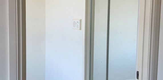 Noble Park - Photo 2