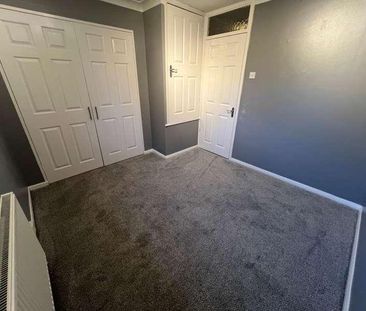 Forest Park, Berkshire, RG12 - Photo 3