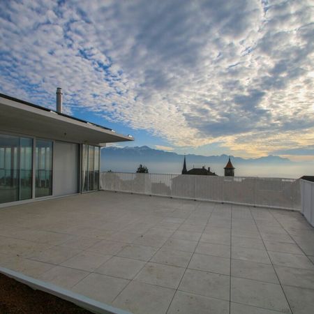 Exceptional penthouse with 91m2 terrace in the heart of Pully with adjoining studio! - Photo 3