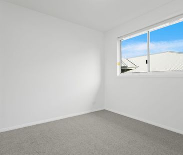 32A Eagle Street, Calderwood - Photo 1
