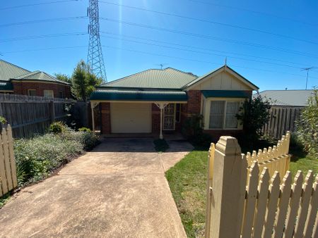 2/9 Oakview Court, Highton - Photo 4