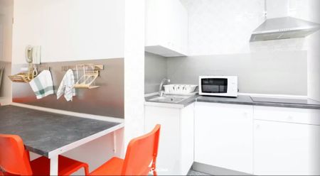 Calle del Rosario, Madrid, Community of Madrid 28005 - Photo 4